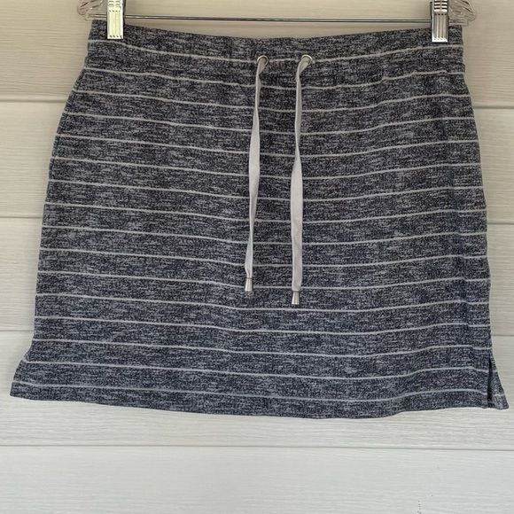 Dakini Pull On Striped Skirt Sz M - Picture 1 of 6